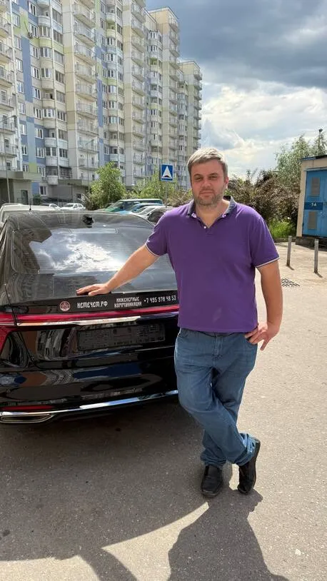 Выездной инженер компании 'Не течет'
